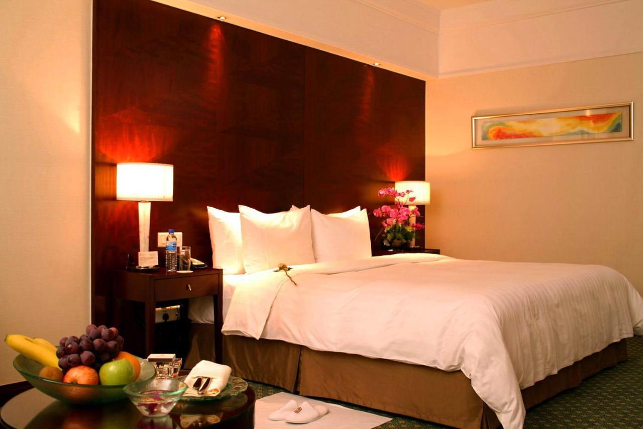 Sheraton Ningbo Hotel - Tianyi Square Екстериор снимка
