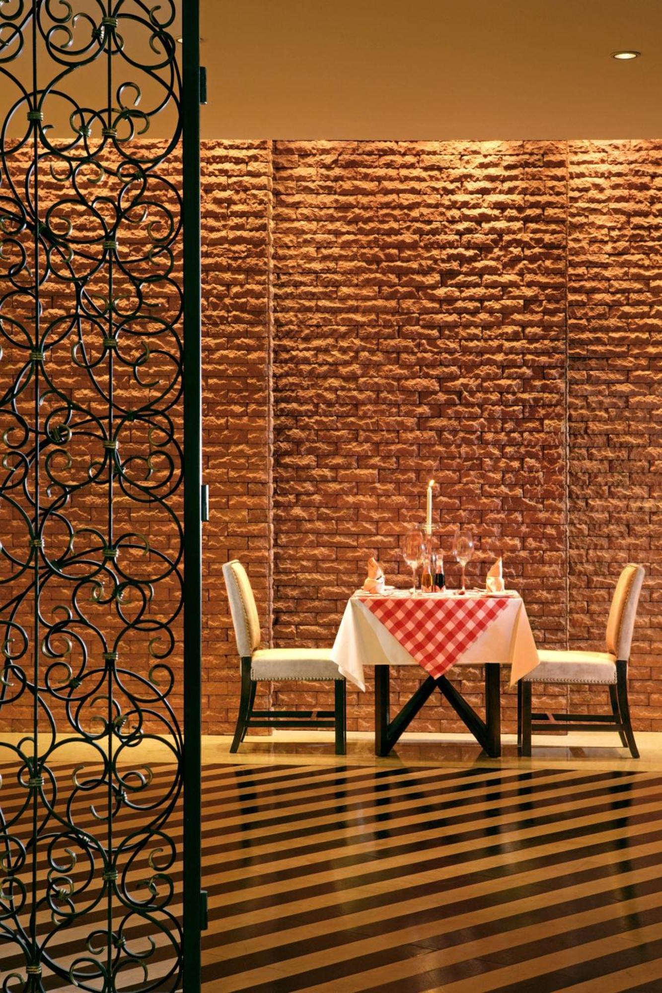Sheraton Ningbo Hotel - Tianyi Square Екстериор снимка