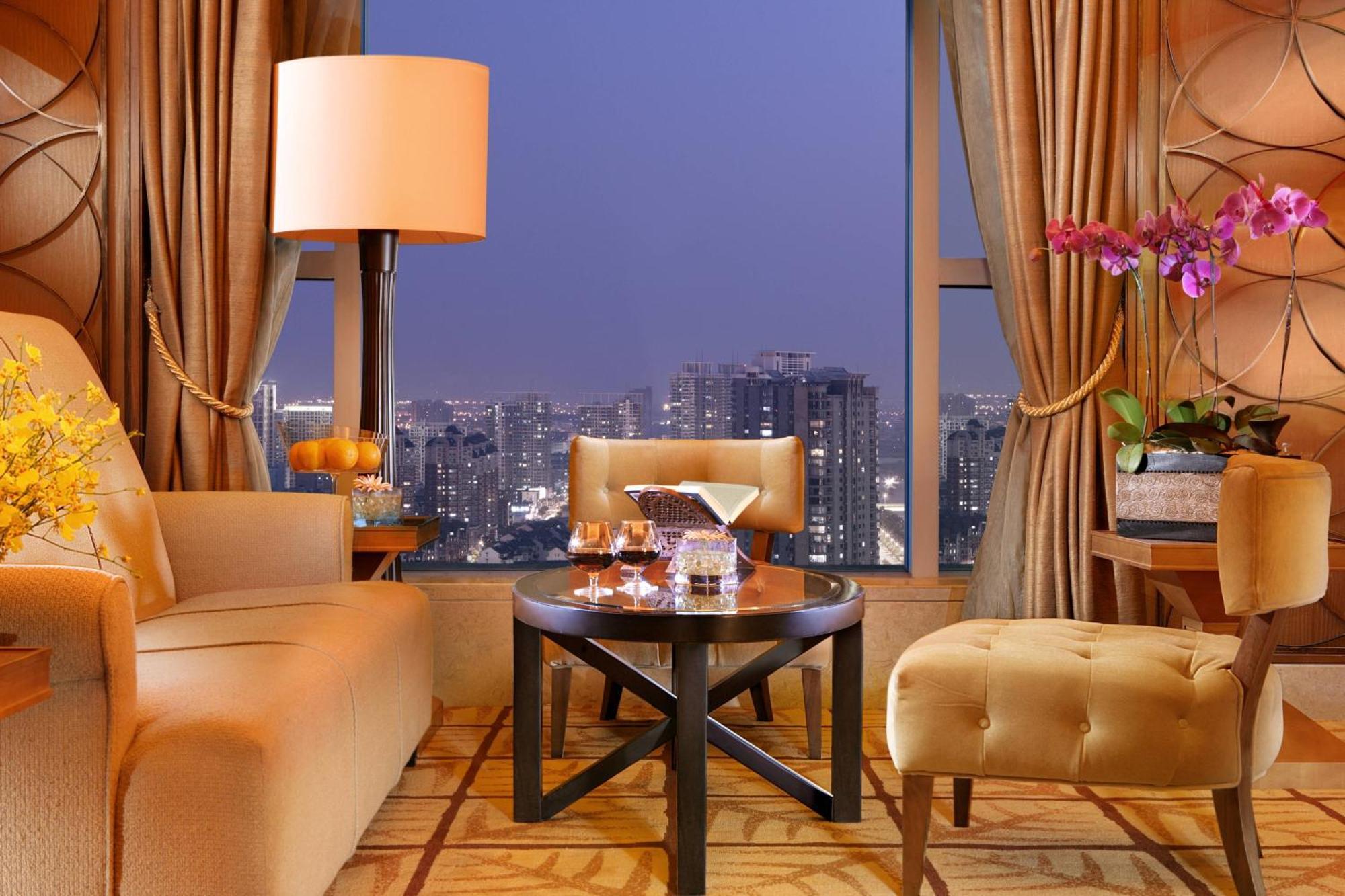 Sheraton Ningbo Hotel - Tianyi Square Екстериор снимка